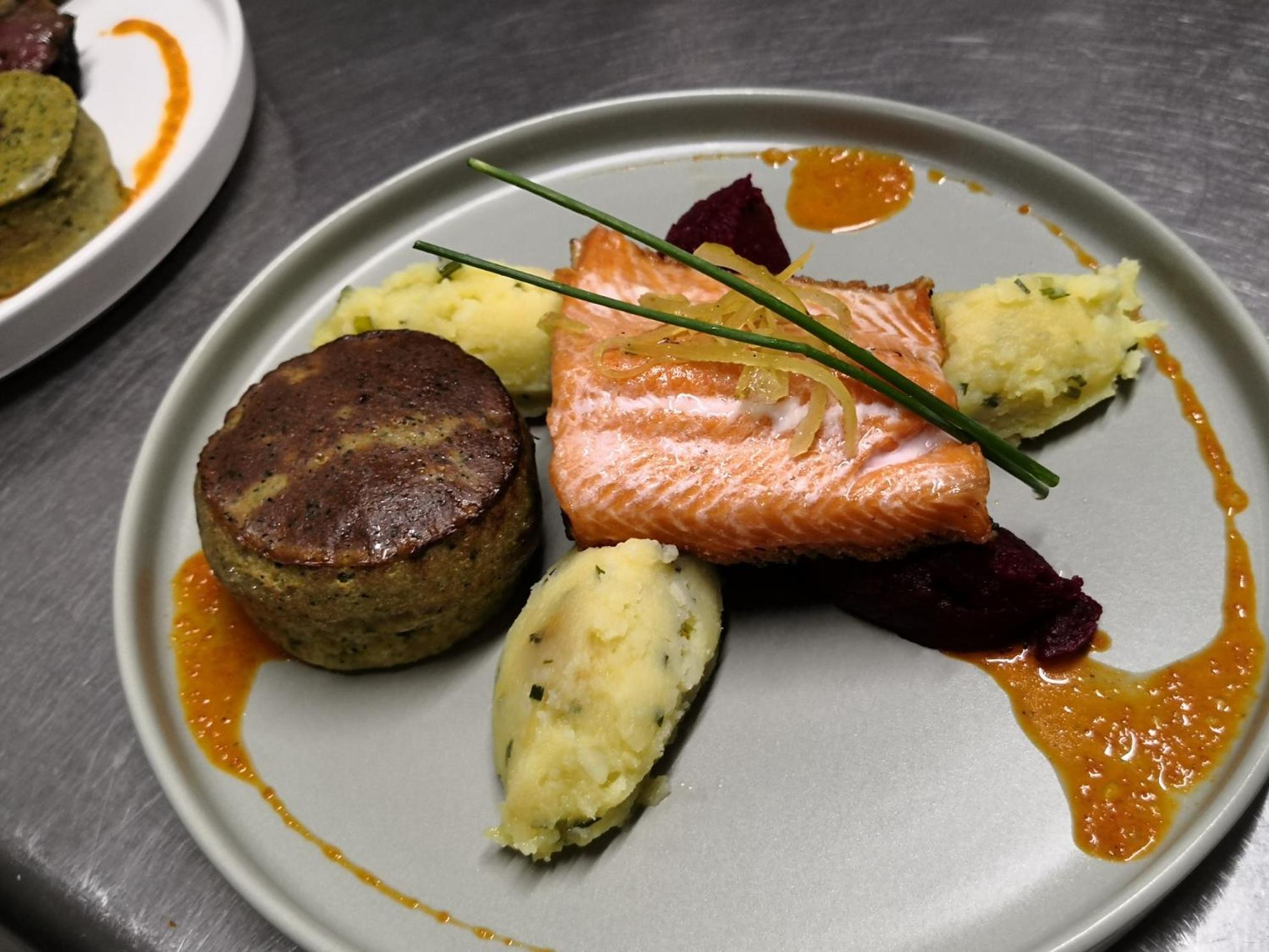 Logis Hotel-Restaurant Le Tanargue Valgorge Εξωτερικό φωτογραφία